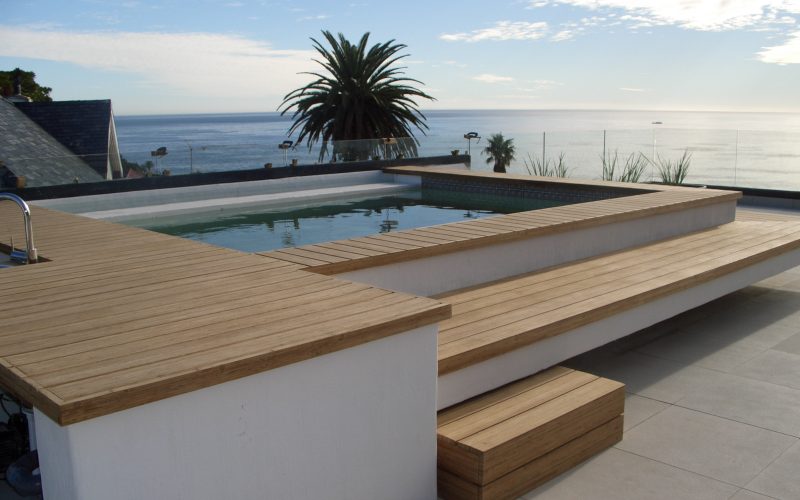 Bamdura-BAMBOO-decking-installed_steps_hottub_ocean-11302023